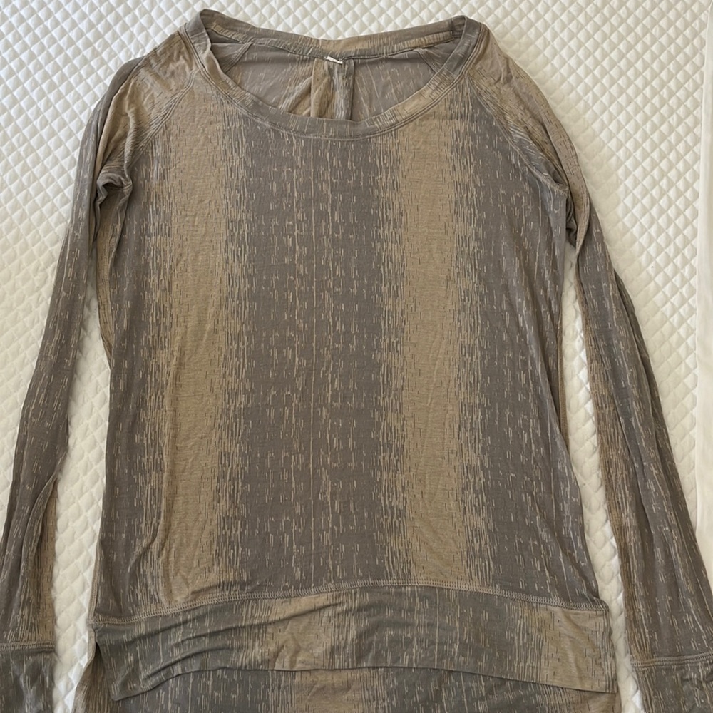 lululemon athletica Burnout long sleeve size 4